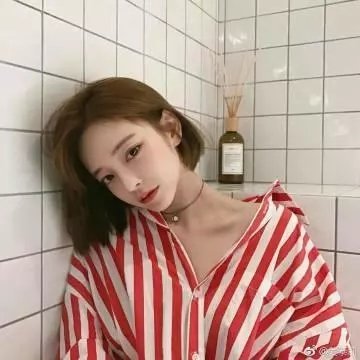 南海的早晨海报