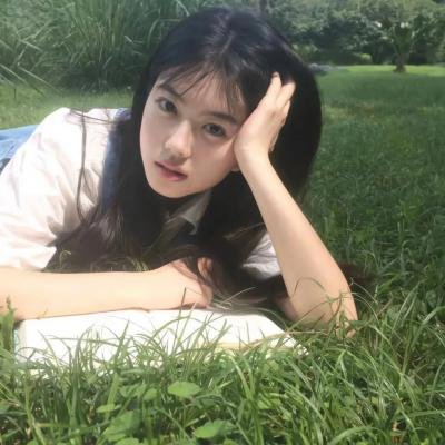中国女兵海报